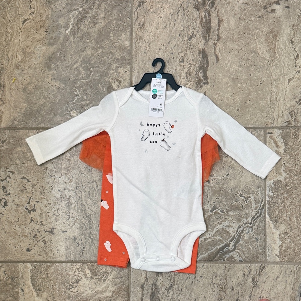 NWT Size 3-6Months Carters “Happy Little Boo” Onesie Set